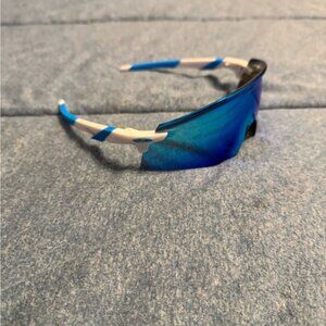 Oakley Encoder Sunglasses Prizm Sapphire Lens White/Blue Frame